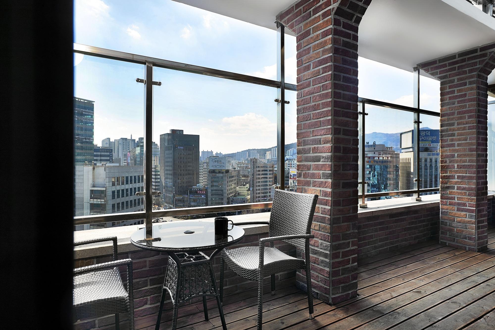 Arban City Hotel Busan Bagian luar foto