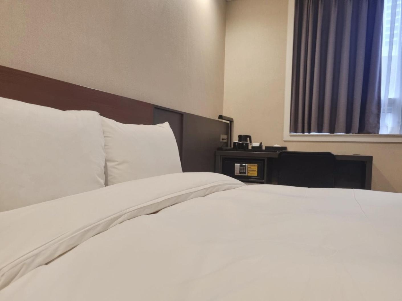 Arban City Hotel Busan Bagian luar foto