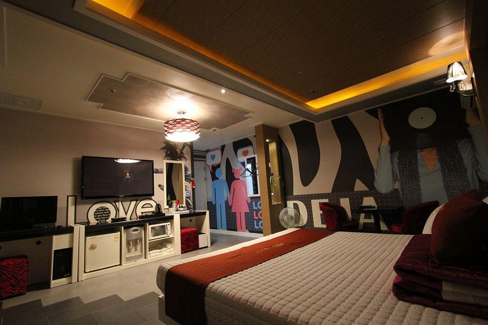 Arban City Hotel Busan Bagian luar foto